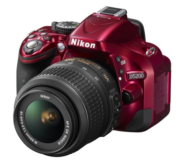 Nikon D5200 AF-S DK Nikkor 18-55mm
