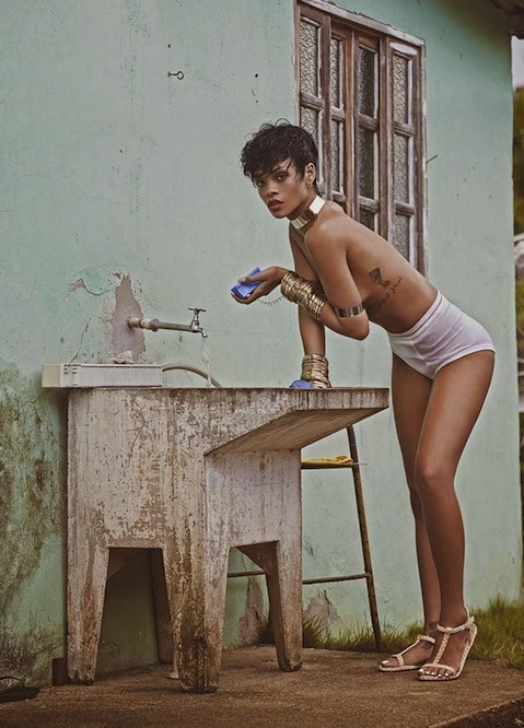 Rihanna for Vogue Brazil May 2014-4