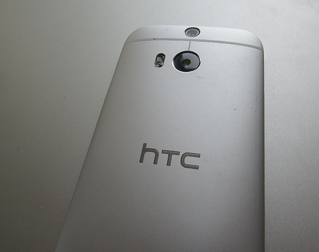 HTC One (M8) back