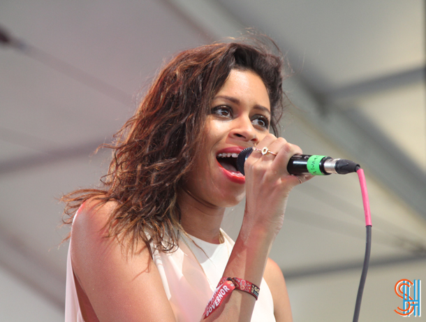 AlunaGeorge at Governors Ball 2014