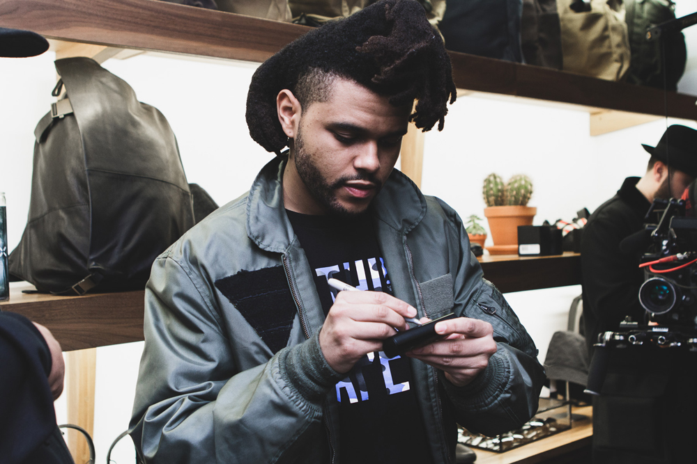 The Weeknd PAX Signing Sidewalk Hustle
